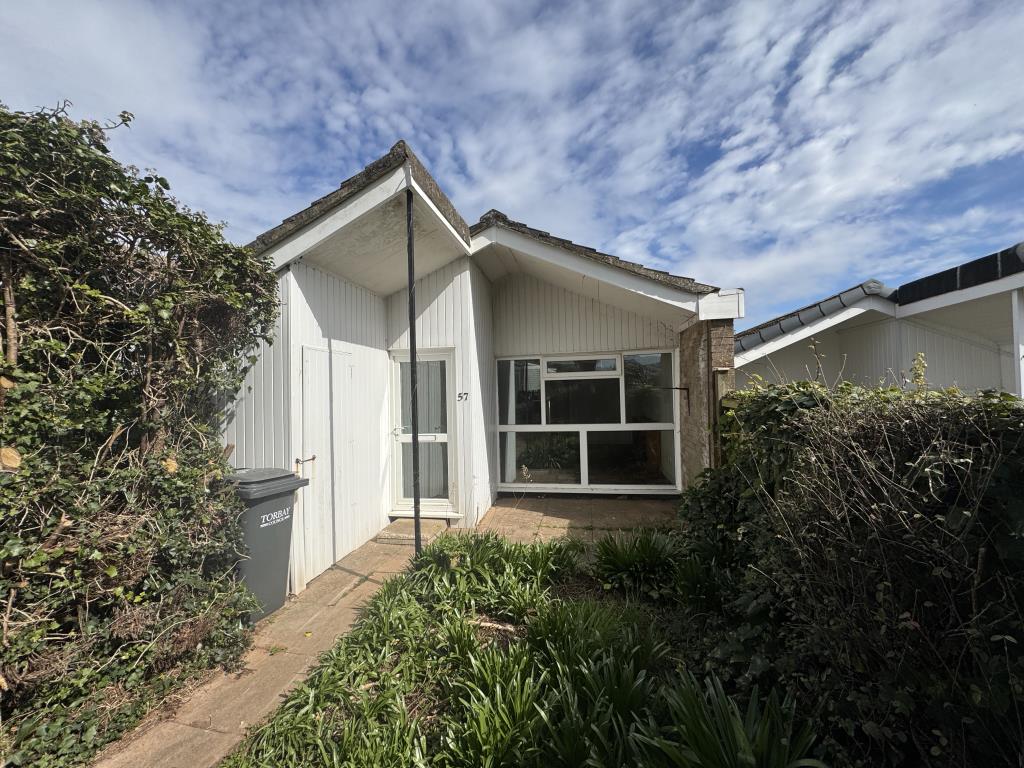 Lot: 157 - TWO-BEDROOM LINKED BUNGALOW FOR UPDATING AND REPAIR - Outside of the property